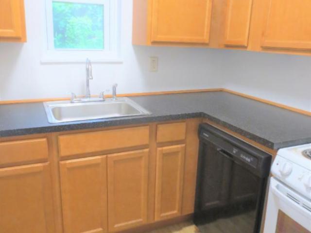 3 bedroom, Pittsburgh PA 15217 LS101256373
