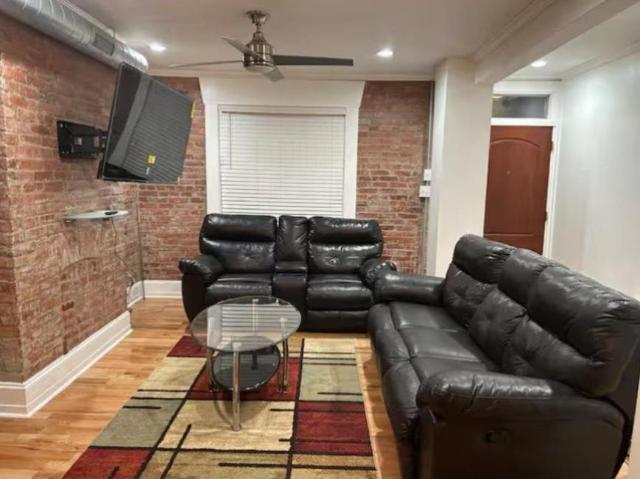 3 bedroom, Pittsburgh PA 15219 106029745