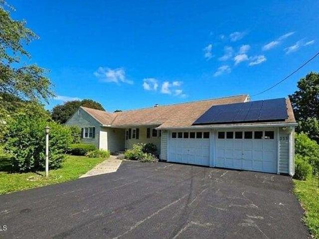 3 bedroom, Pittsfield MA 01201 104569345