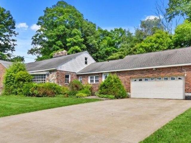 3 bedroom, Pittsfield MA 01201 104607257