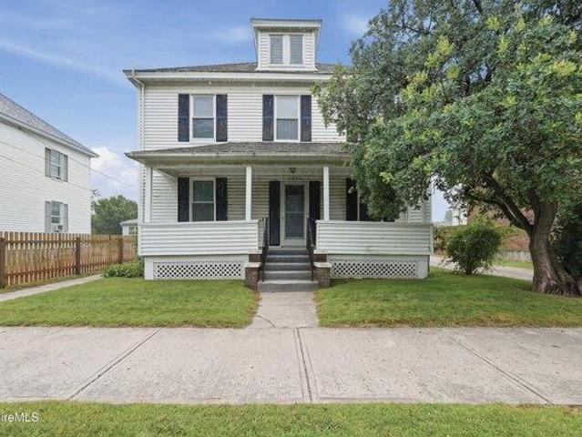 3 bedroom, Pittsfield MA 01201 104607347
