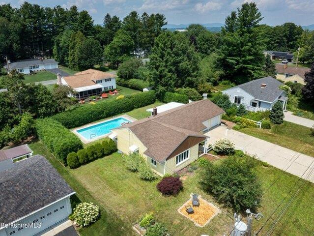 3 bedroom, Pittsfield MA 01201 104850904