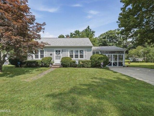 3 bedroom, Pittsfield MA 01201 105428021