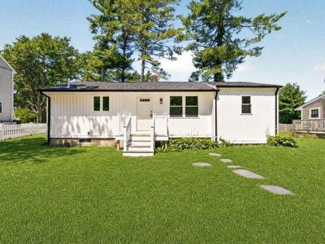 3 bedroom, Plymouth MA 02360 105550507