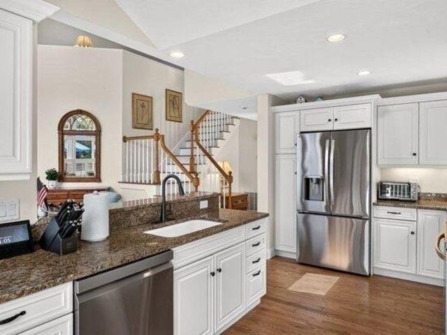 3 bedroom, Plymouth MA 02360 105648220