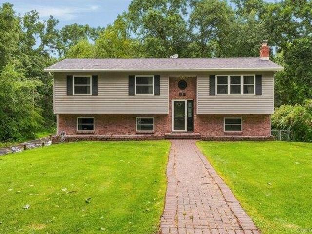 3 bedroom, Pleasant Valley NY 12578 105291903