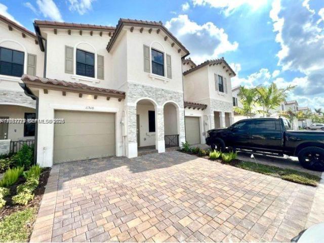 3 bedroom, Homestead FL 33032 105736777