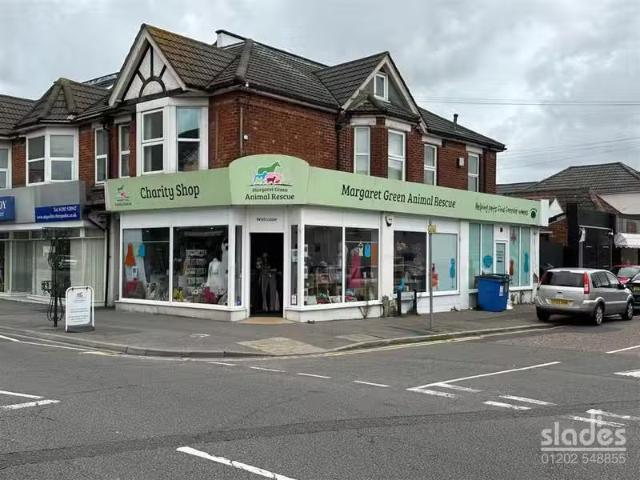3 bedroom private hall for rent in Wimborne Road, Winton, BH9