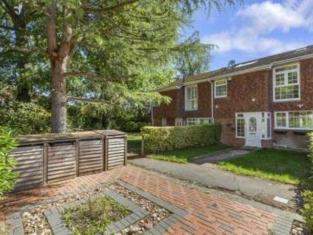 3 Bedroom Studio Flat