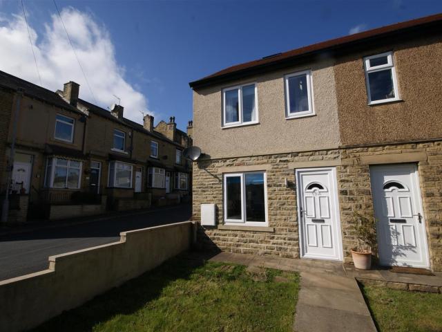 3 Bedroom Property For Rent Frances Street, Brighouse
