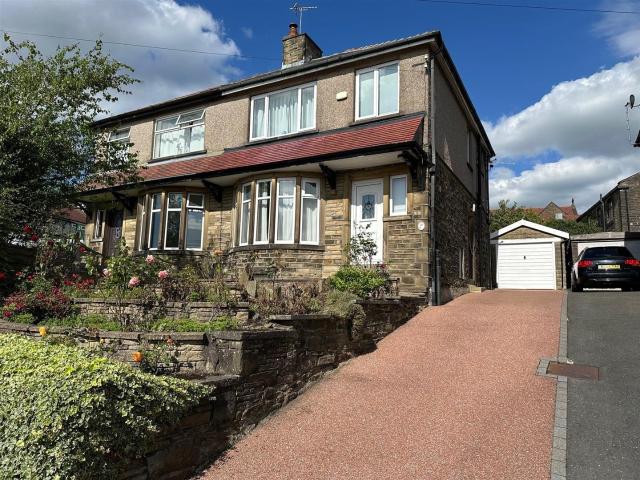 3 Bedroom Property For Rent Westborough Drive, Halifax