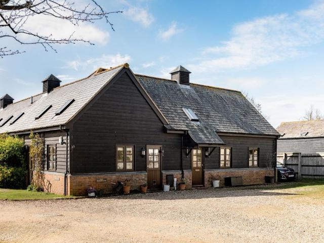 3 bedroom property for sale