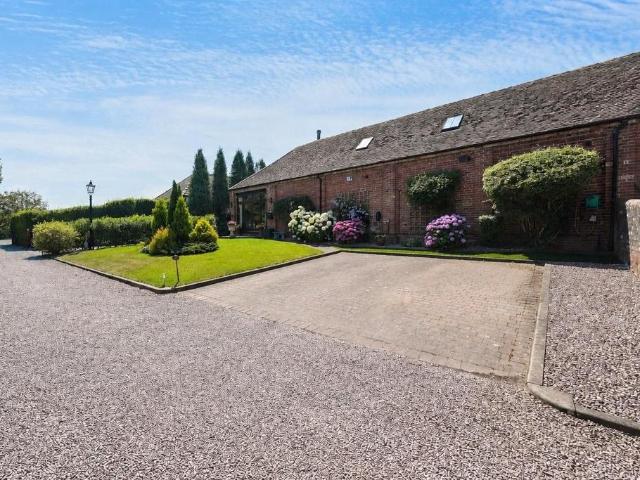 3 bedroom property for sale