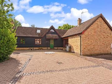 3 bedroom property for sale