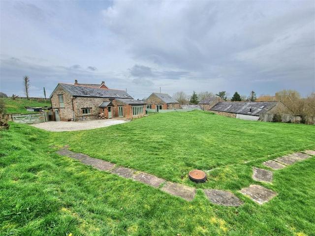 3 bedroom property for sale