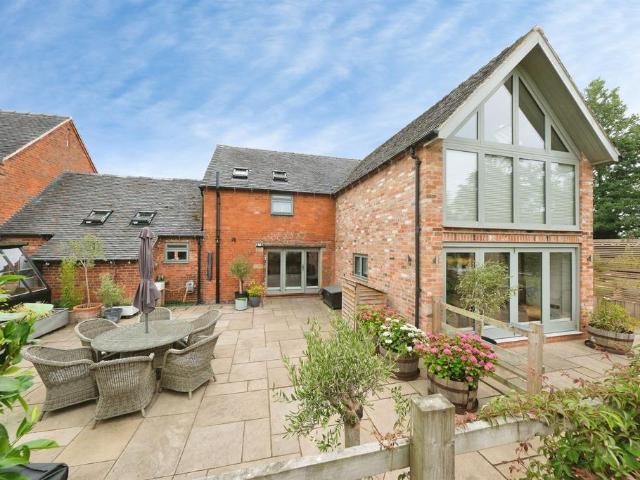 3 bedroom property for sale