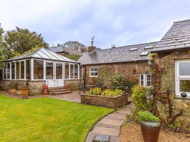 3 bedroom property for sale
