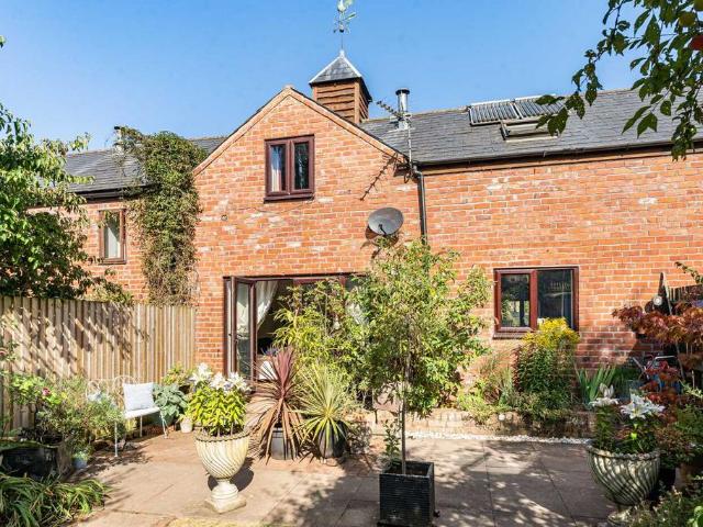 3 bedroom property for sale