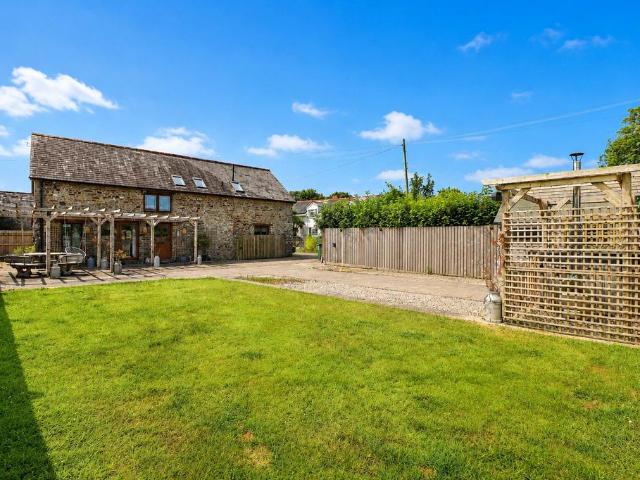 3 bedroom property for sale
