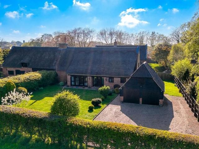 3 bedroom property for sale
