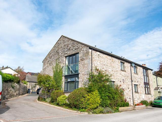 3 bedroom property for sale