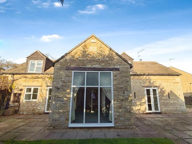 3 bedroom property for sale