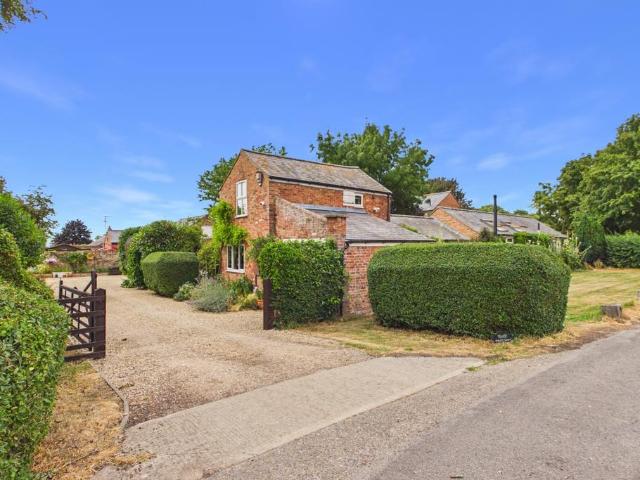 3 bedroom property for sale