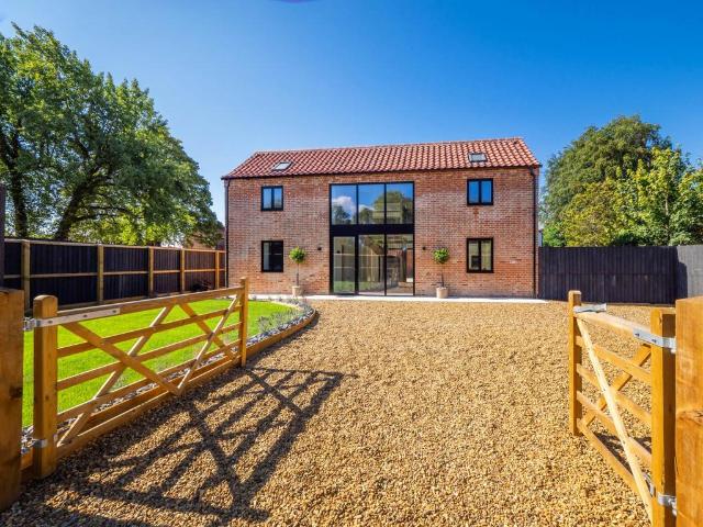 3 bedroom property for sale