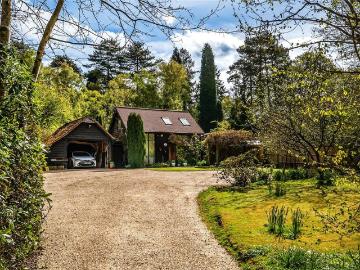 3 bedroom property for sale