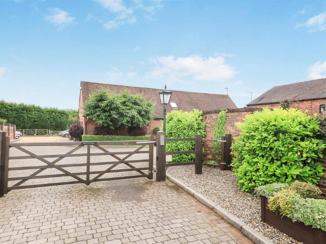 3 bedroom property for sale