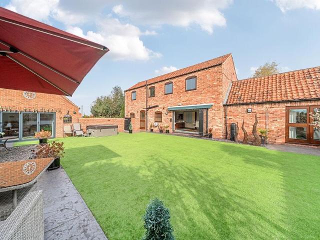 3 bedroom property for sale