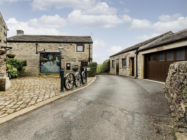 3 bedroom property for sale