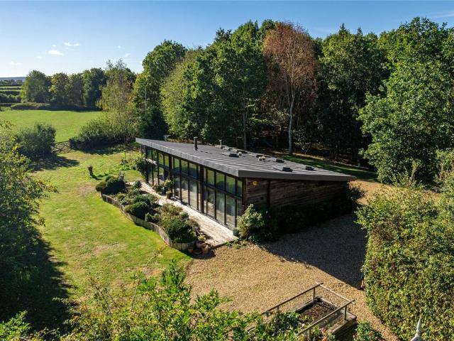 3 bedroom property for sale