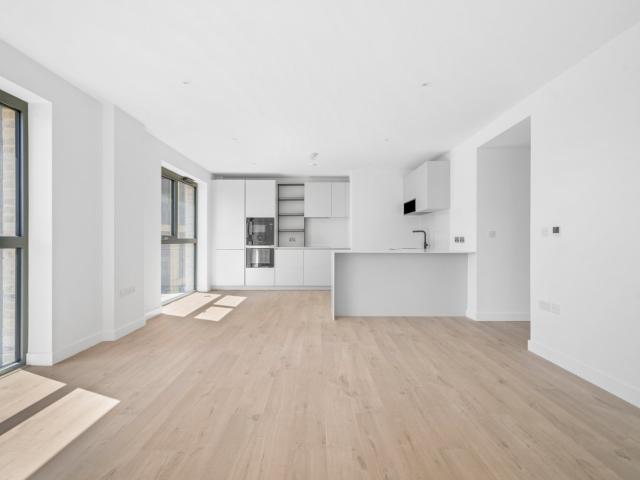 3 bedroom property in Azure Apartments, Dragonfly Walk, London, N4 £3,900 pcm | Chestertons