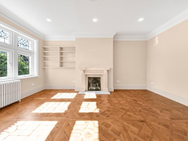 3 bedroom property in Kidderpore Gardens, London, NW3 £7,500 pcm | Chestertons