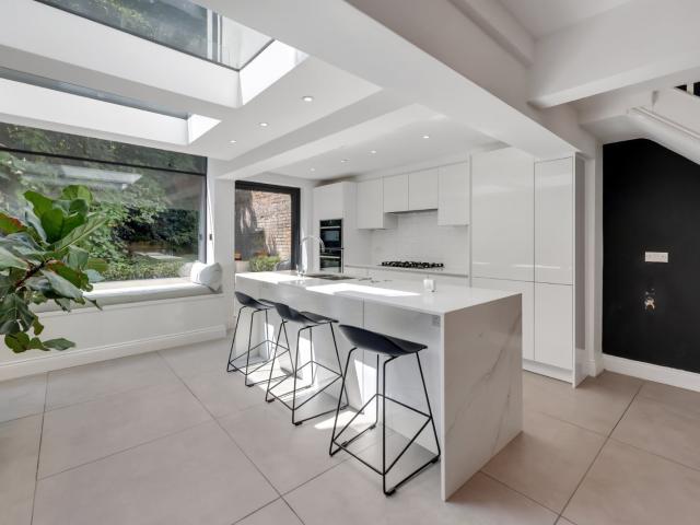 3 bedroom property in Oval Road, London, NW1 £10,000 pcm | Chestertons