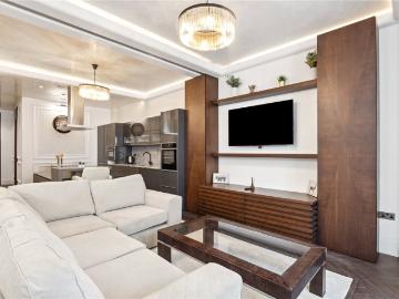 3 bedroom property in Lexham Gardens, Kensington, London, W8 £7,750 pcm | Chestertons