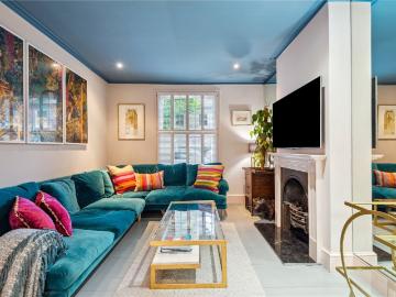 3 bedroom property in Paxton Road, Chiswick, London, W4 £4,250 pcm | Chestertons