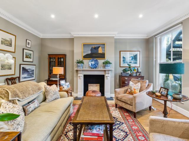 3 bedroom property in Warrington Crescent, Little Venice, London, W9 £6,000 pcm | Chestertons