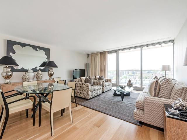 3 bedroom property in The Knightsbridge Apartments, 199 Knightsbridge, Knightsbridge, London, SW7 £23,833 pcm | Chestertons