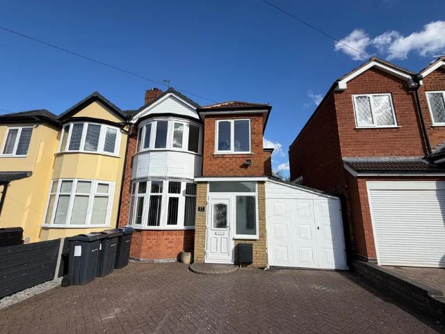 3 bedroom property to let in Morestead Avenue, B26 £1,500 pcm