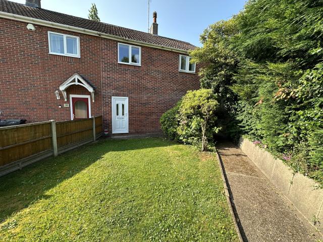 3 bedroom property to let in Newbould Crescent, Beighton, Sheffield, S20 £995 pcm