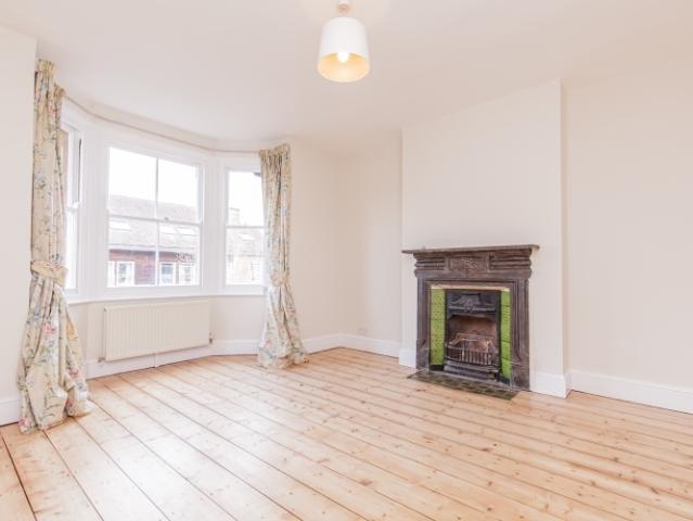 3 bedroom property to let in Oakthorpe Road, Summertown £4,000 pcm