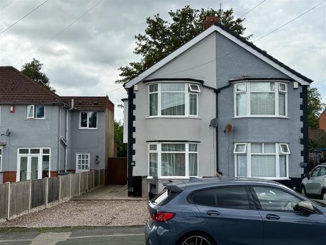 3 bedroom property to let in Old Fallings Lane £1,150 pcm