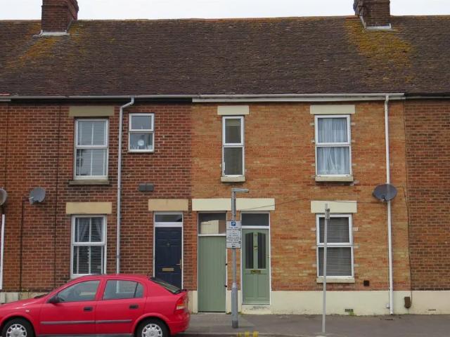 3 bedroom property to let in Balston Terrace, West Street, Poole £1,500 pcm