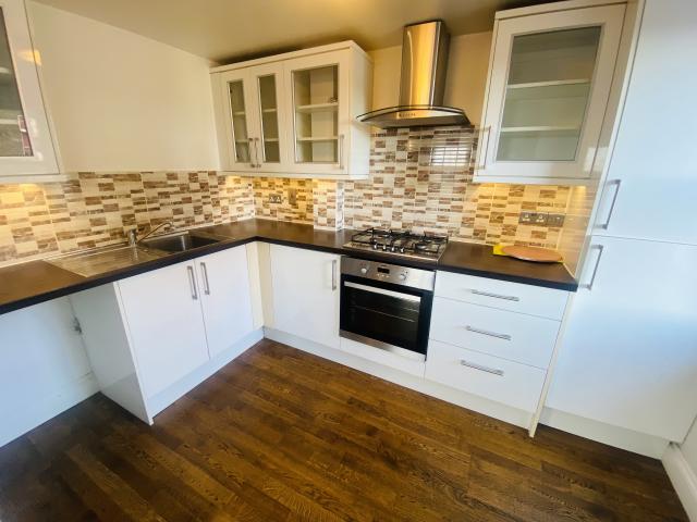 3 bedroom property to let in Blackfriars Road, King's Lynn. £1,000 pcm