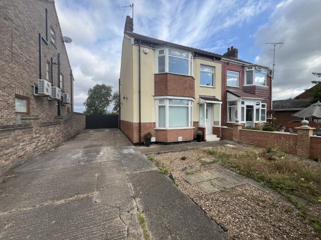 3 bedroom property to let in Hall Villa Lane, DN5 £1,000 pcm