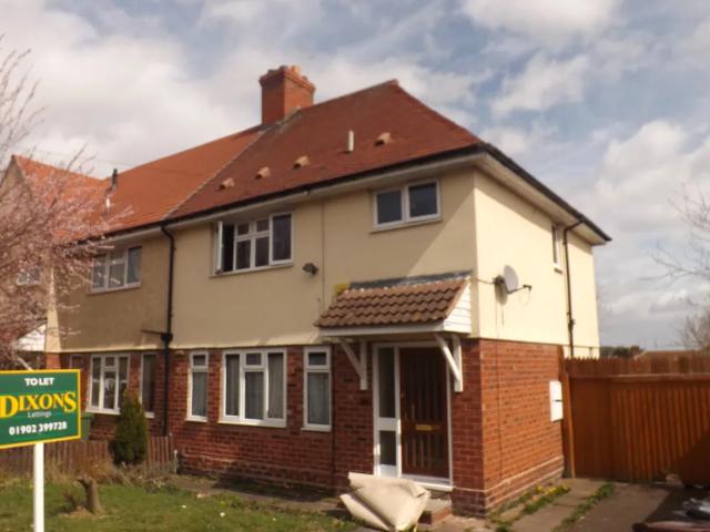 3 bedroom property to let in Keats Road, Wolverhampton £1,100 pcm