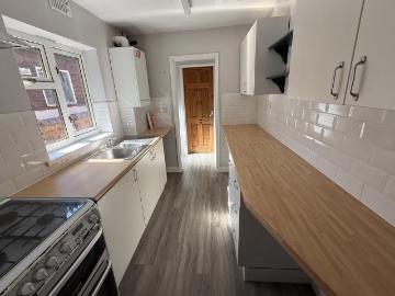 3 bedroom property to let in Leslie Road, Wolverhampton £1,075 pcm