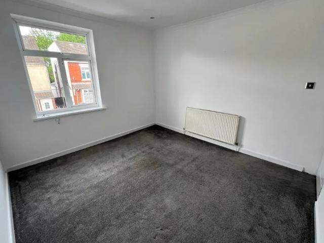 3 bedroom property to let in Powell Street, Wolverhampton £1,025 pcm
